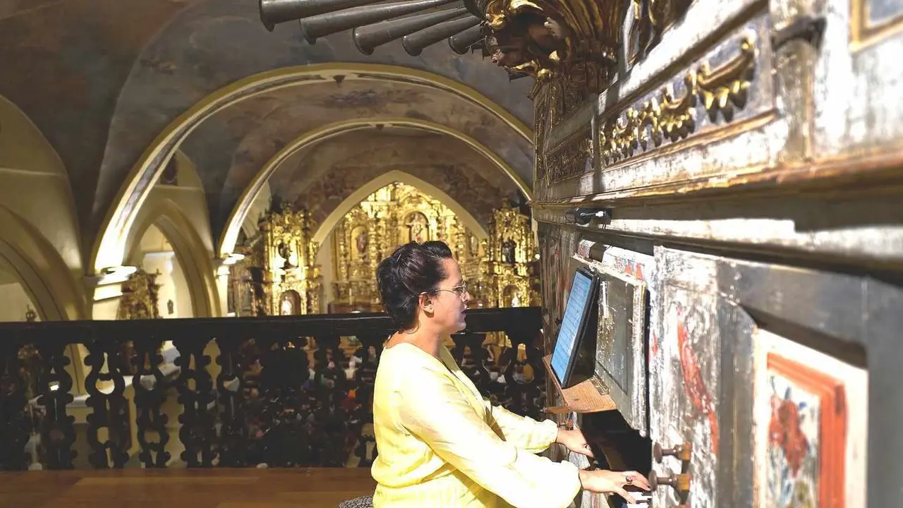Ana María Fonseca inaugura la VII edición del Curso Internacional de Órgano Ibérico con un concierto que une tradición española y americana.