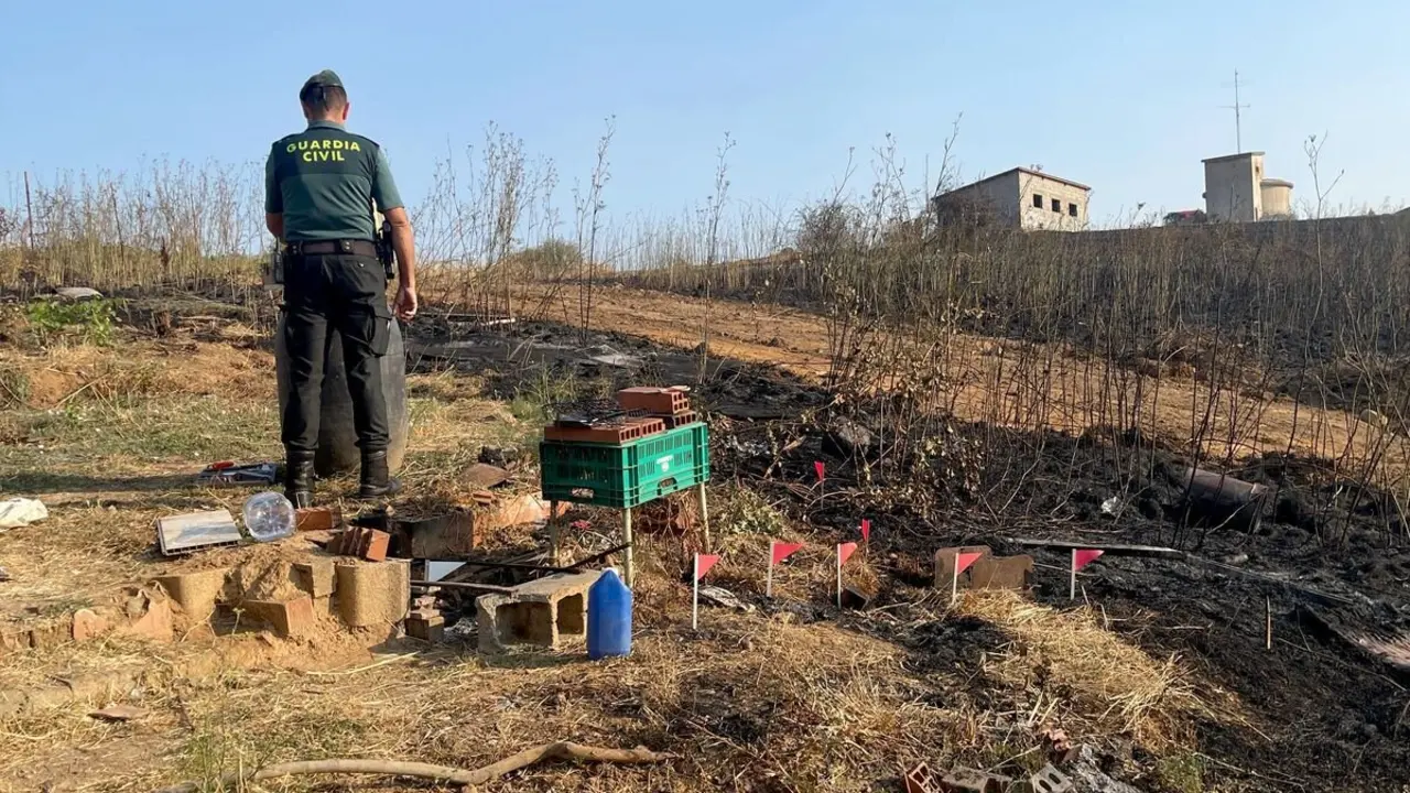 Lugar donde empezó el incendio de Molinaseca (León) que podría tener su origen por una hoguera efectuada para cocinar por una persona detenida