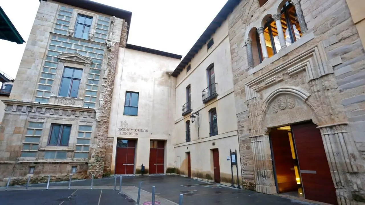 Palacio del Conde Luna de León.