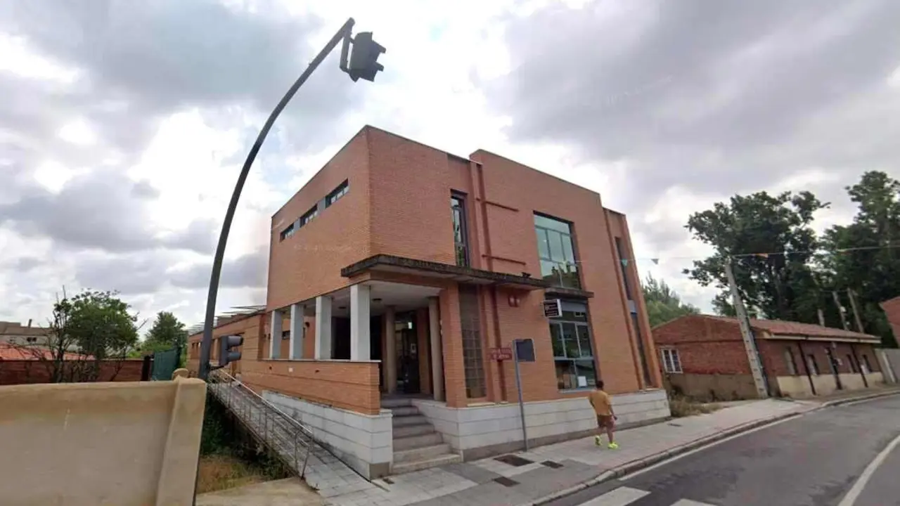 Imagen de la casa de Cultura de la pedanía de Armunia.