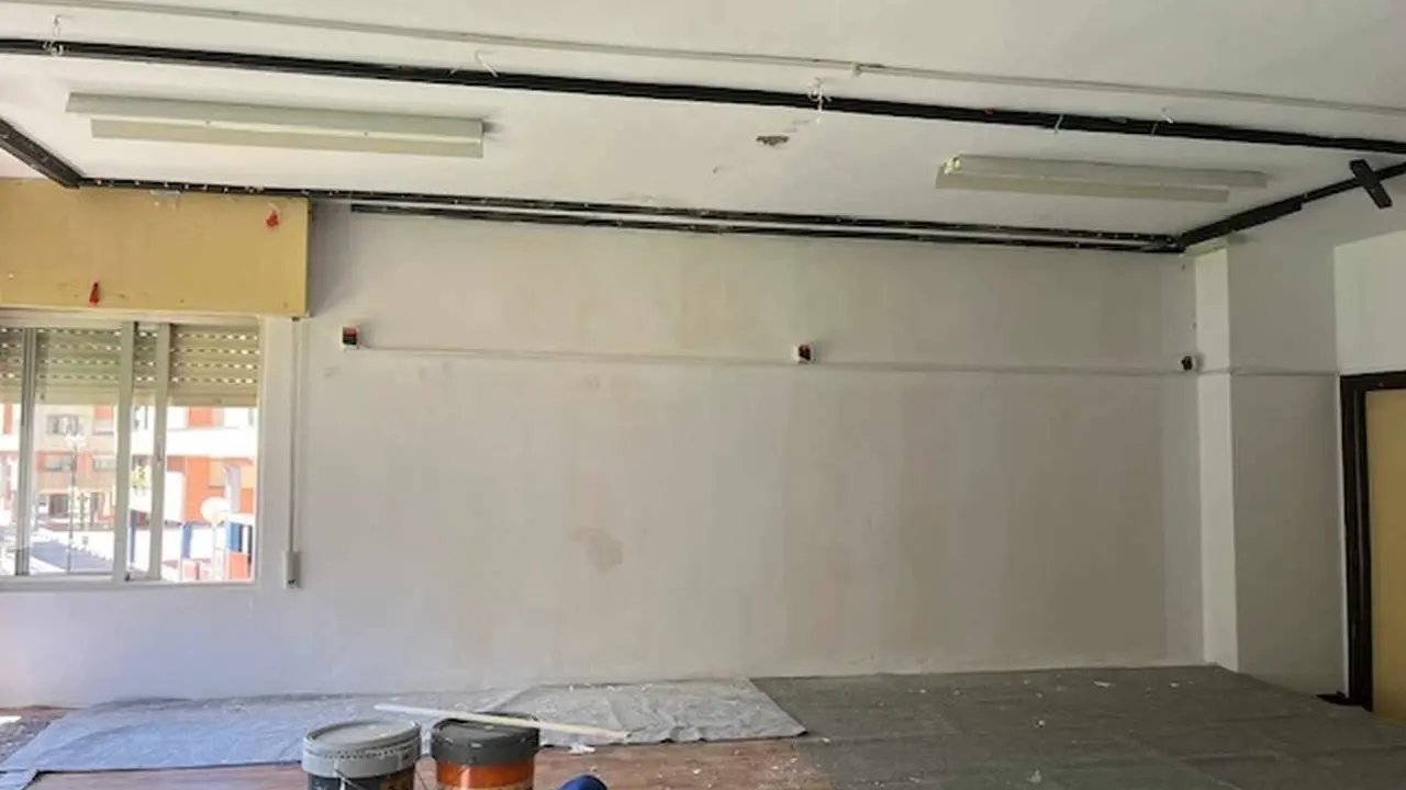 Pintura y saneamiento Colegio Barrio de los Judios