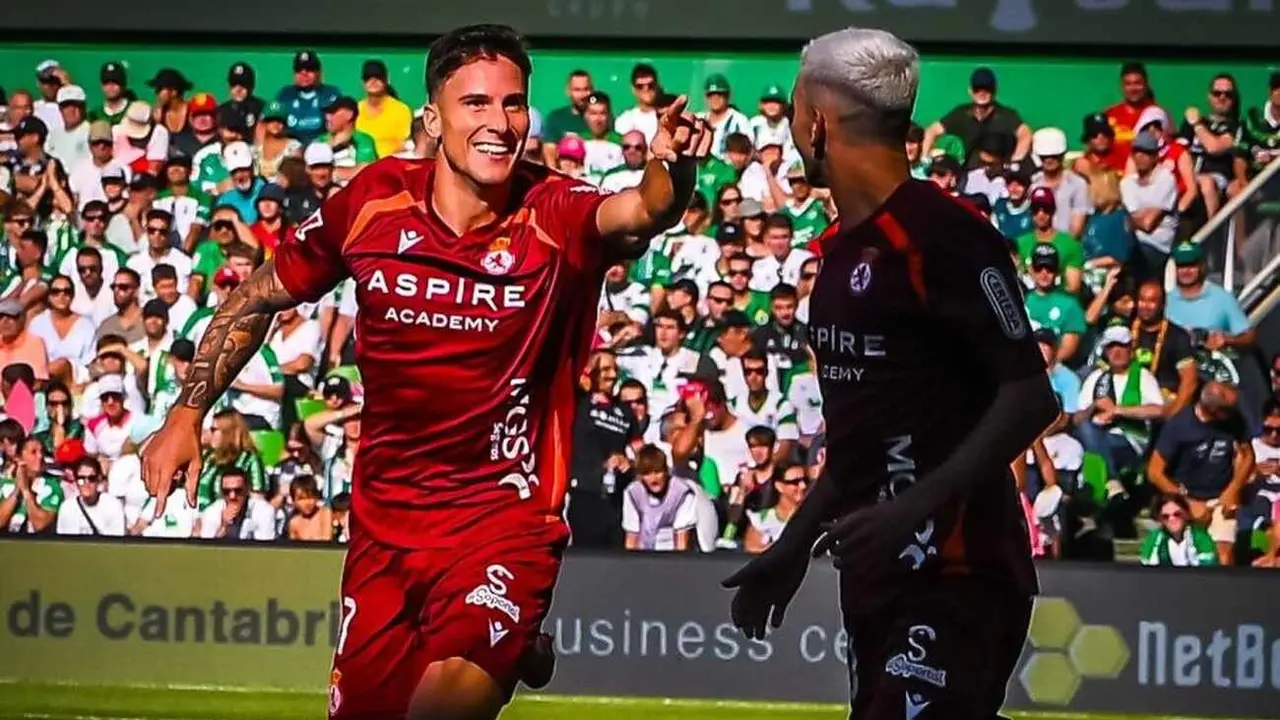 La Cultural, en su mejor versión, firmó una primera mitad soberbia, para enmarcar. Todo lo que el equipo de Llona no había mostrado en el inicio de la competición brotó en el Sardinero. En las fotografías, la secuencia del partido.