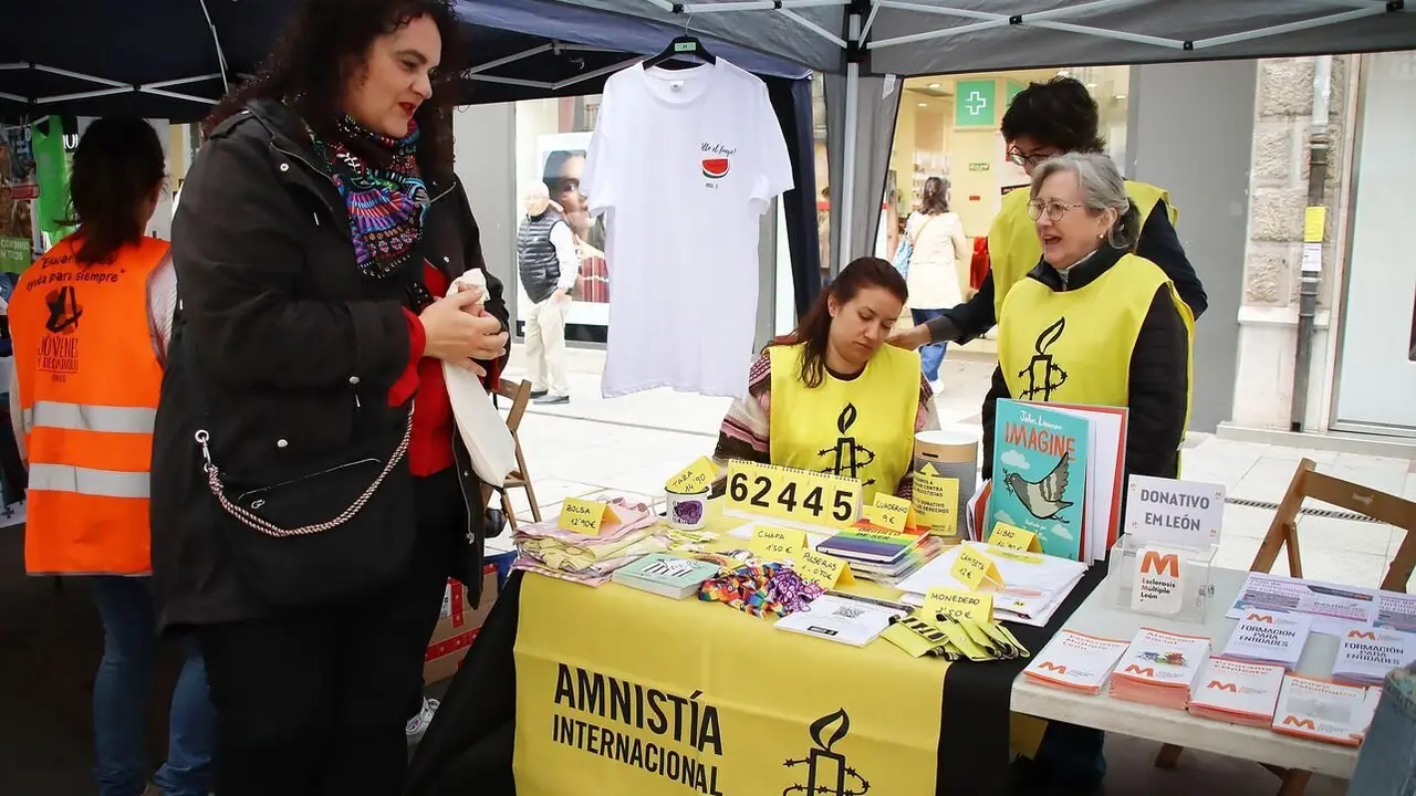 La Plataforma de Entidades de Voluntariado de León celebra la XII Feria de Voluntariado