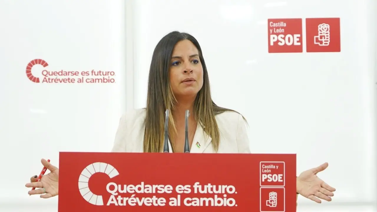 La viceportavoz y vicesecretaria general del PSOECyL, Nuria Rubio, analiza diversos asuntos de actualidad de Castilla y León. Foto: Miriam Chacón