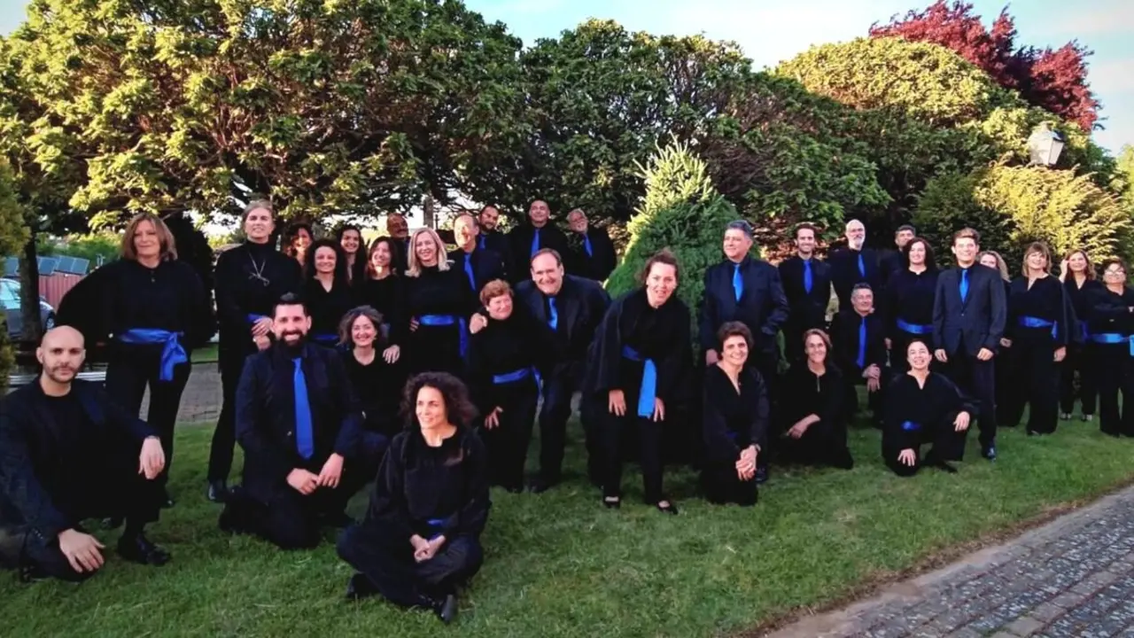 Formación del Coro Escarcha de León.