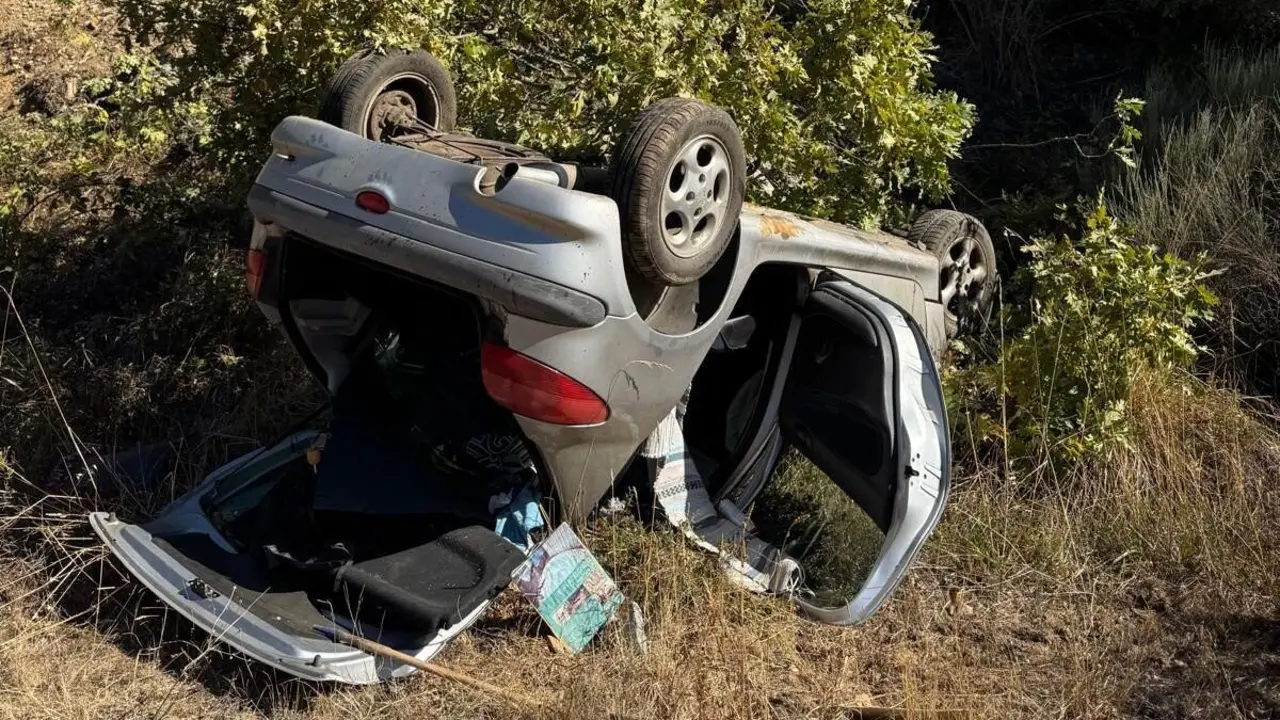 Imagen del estado del coche tras el accidente. Foto: Diputación de León.