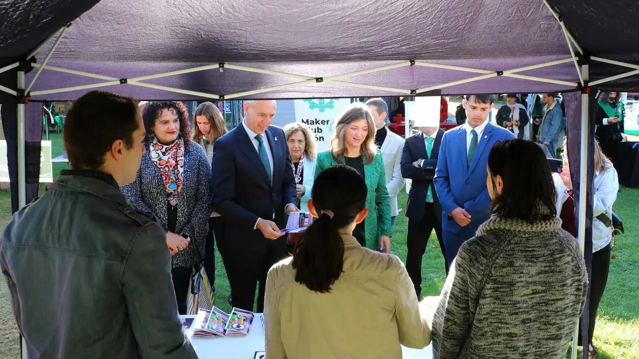 Durante toda la semana, el estudiantado de la Universidad de León está disfrutando de las ‘Jornadas del estudiante’ que este jueves han llegado a su día central en el que se concentra la mayor parte de la programación con la Feria del Estudiante como eje central.