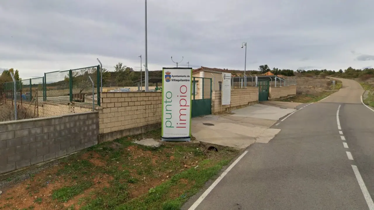 Imagen de un punto limpio en la localidad de Villaquilambre.