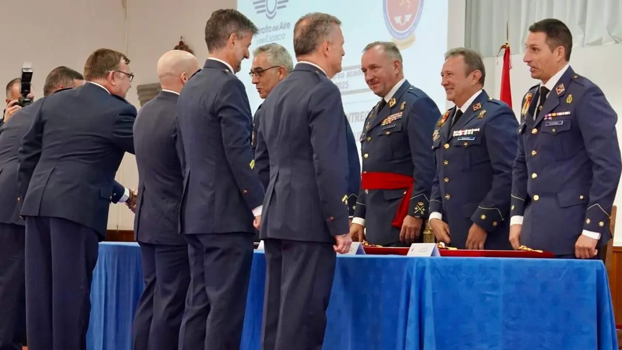 Acto de Apertura Oficial del Curso Académico2025/2026 en la Academia Básica del Aire y delEspacio (ABA)&nbsp;