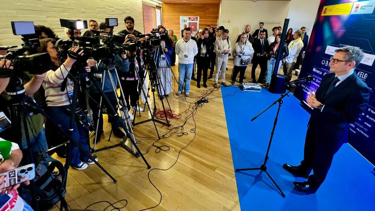El ministro de Presidencia, Justicia y Relaciones con las Cortes, Félix Bolaños, participa en la Tercera jornada del DATA fórum Justicia 2025: El año de la Justicia. Fotos: Campillo