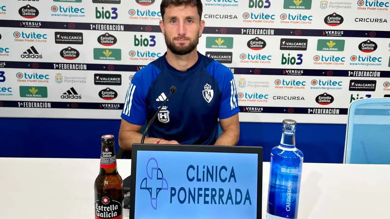 Borja Valle, durante la rueda de prensa de este miércoles.