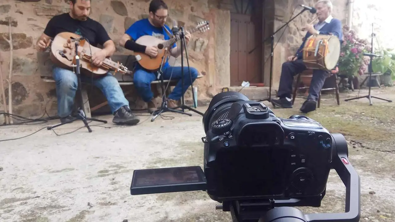El Instituto Leonés de Cultura (ILC), dependiente de la Diputación de León, ha lanzado una nueva convocatoria de ayudas para el desarrollo de producciones audiovisuales vinculadas a la provincia.