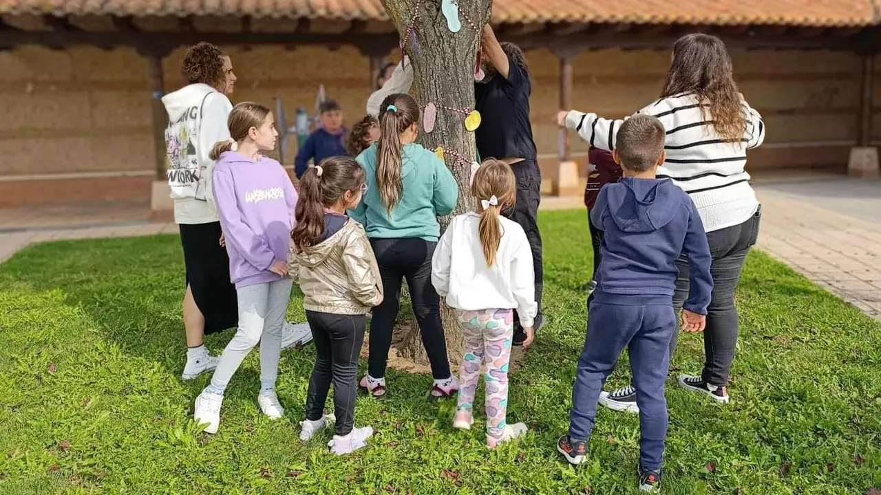 El proyecto COOLtura nórdica en la España rural cierra su segunda intervención en la provincia de León con un balance muy positivo, consolidando una línea de programación que aúna cultura, educación y desarrollo rural.