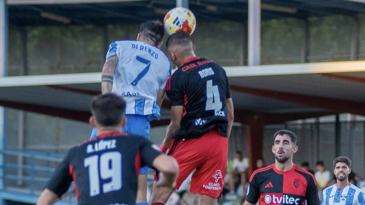 La Ponferradina se llevó la victoria de Talavera por la mínima con gol de Xemi. Foto: Talavera