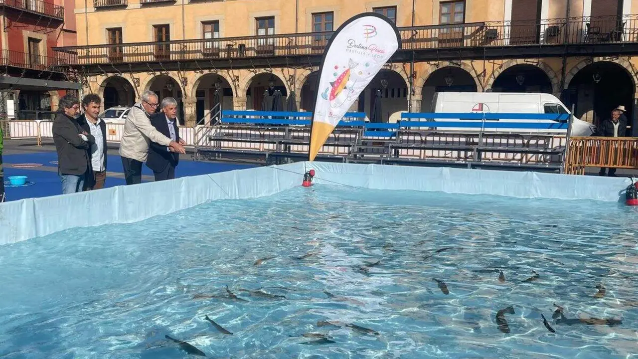 El delegado de la Junta, Eduardo Diego, en el Aula del Río de la Plaza Mayor este miércoles.