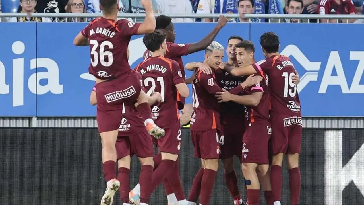Los jugadores de la Cultural celebran uno de los goles de Manu Justo.