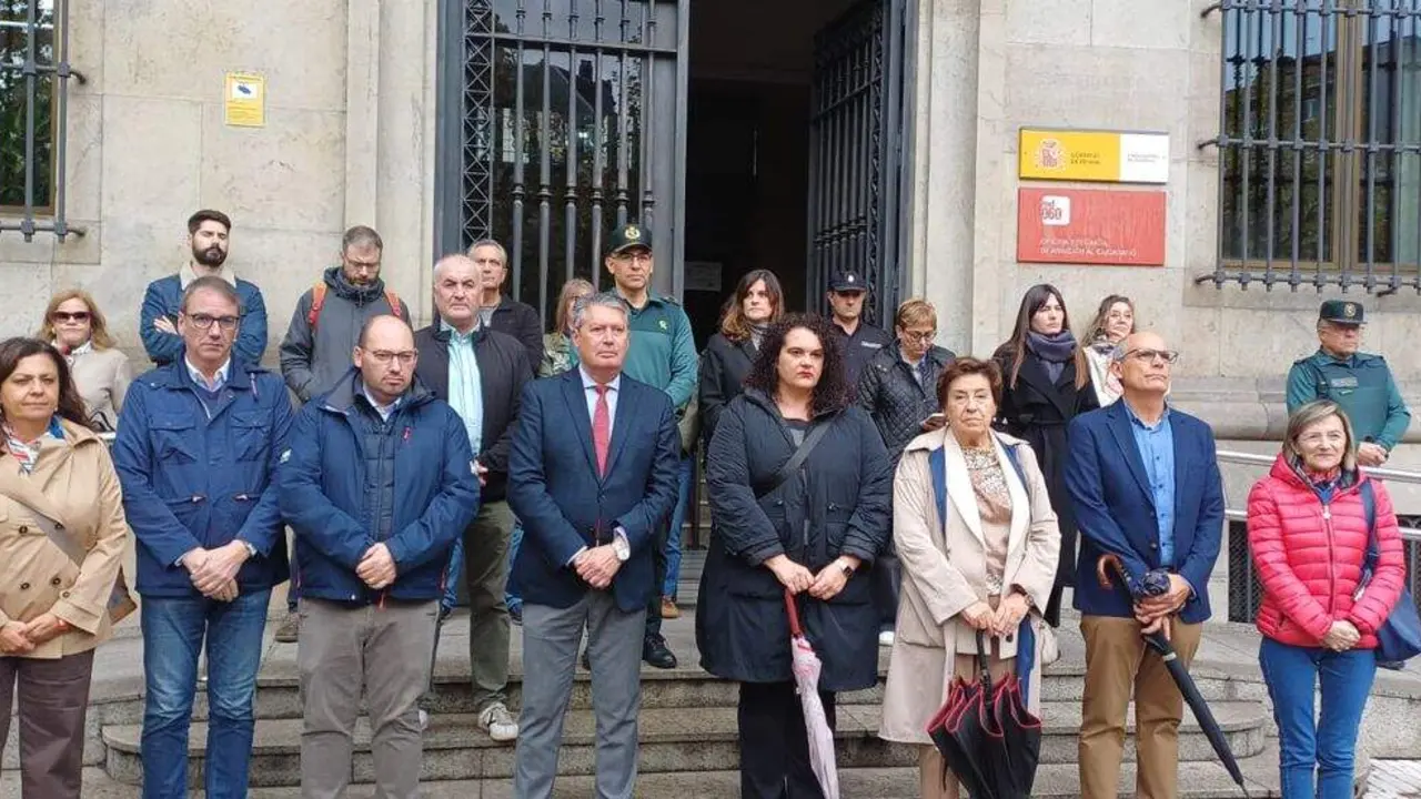 Minuto de silencio este miércoles contra los asesinatos de dos mujeres por violencia machista.