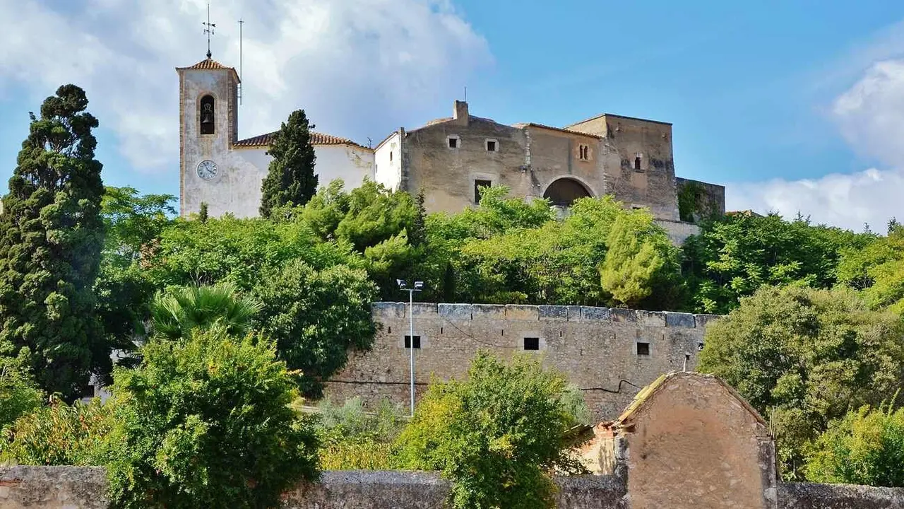Castillo de Canyelles, compadro y donado por la médico leonesa.