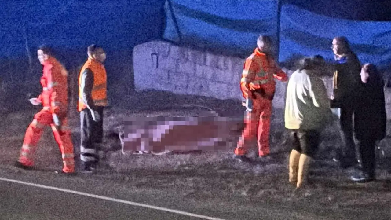Imagen del lugar del suceso; los sanitarios solo pudieron confirmar el fallecimiento.