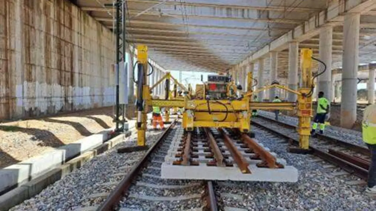 Transportes reabre el cambiador de Vilecha, hito clave para desplegar la segunda vía de alta velocidad a León por 95,2 millones y recuperar 15 minutos de viaje a Asturias
