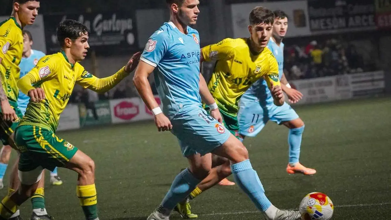 Paraschiv, en un lance del partido ante el Tropezón.