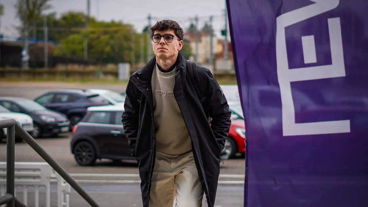 Hinojo, a su llegada al Reino de León.