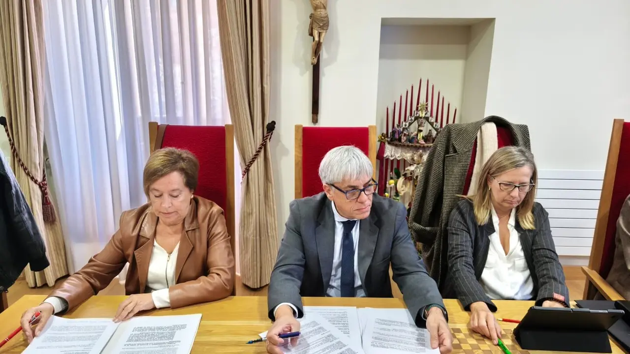 Imagen de la Comisión de Patrimonio correspondiente a los expedientes del mes de octubre.