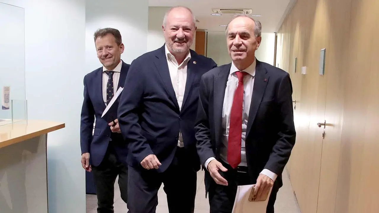 La Federación Leonesa de Empresarios, Fele, presenta al elegido como Empresario del Año 2025, Ignacio Tejera, de Temón Inversiones. Fotos: Peio García