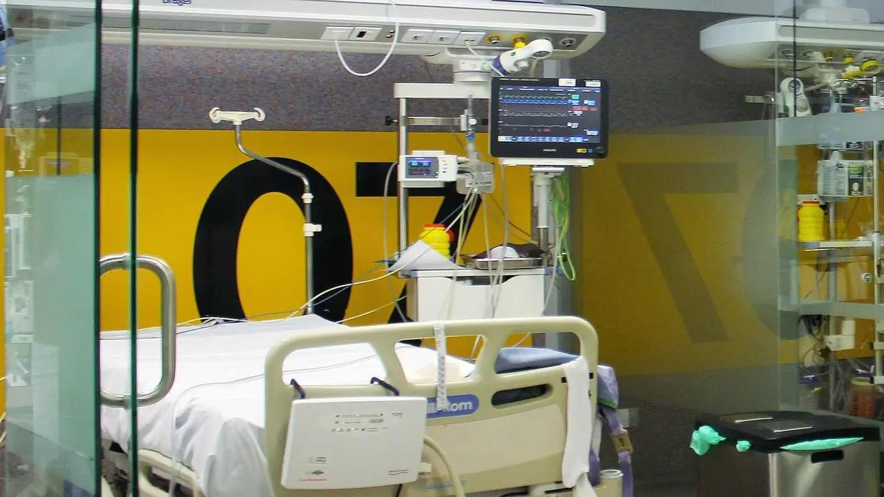 Imagen de una unidad de reanimación (REA).