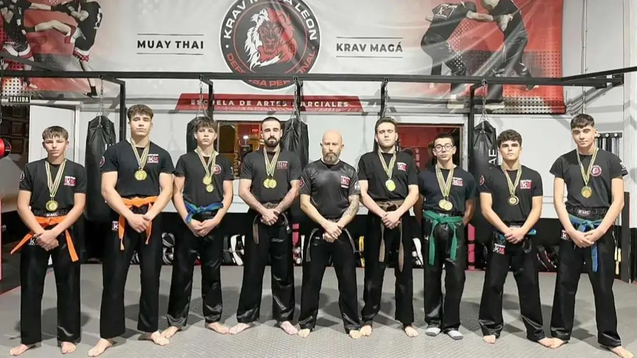 Los ganadores de la competición, posan a la conclusión de la misma.