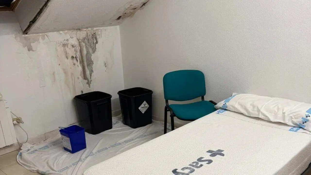 CCOO exige soluciones urgentes ante el "grave deterioro" del centro de salud de Cistierna. Foto: CCOO