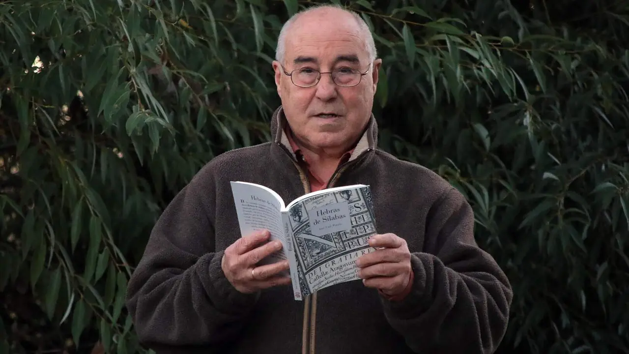 El escritor José Luis Puerto, en León. Foto: Peio García