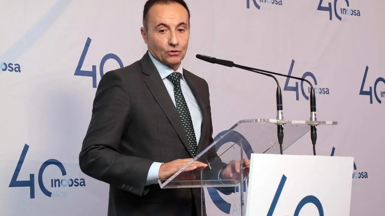 Incosa celebra 40 años de innovación y crecimiento en una gran gala en el Museo Casa Botines de León con asistencia de autoridades, trabajadores y colaboradores.