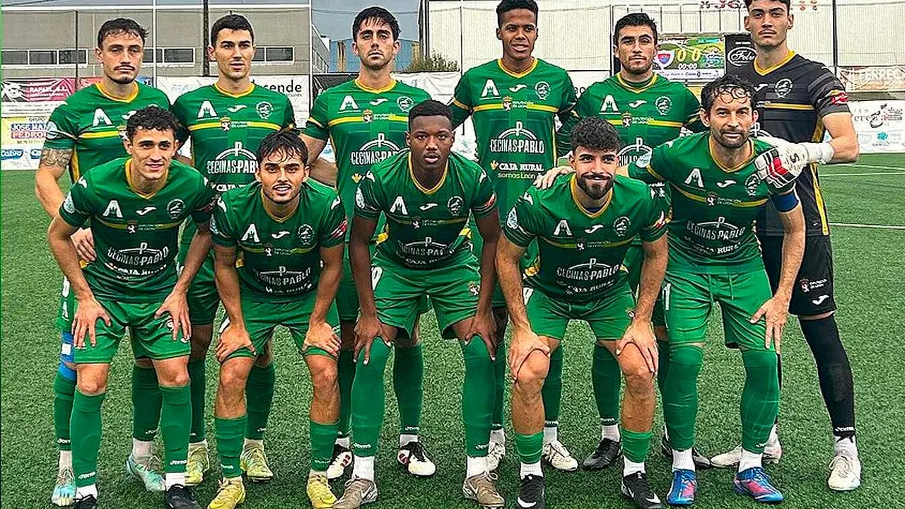 Alineación inicial del Atlético Astorga en Bergantiños.