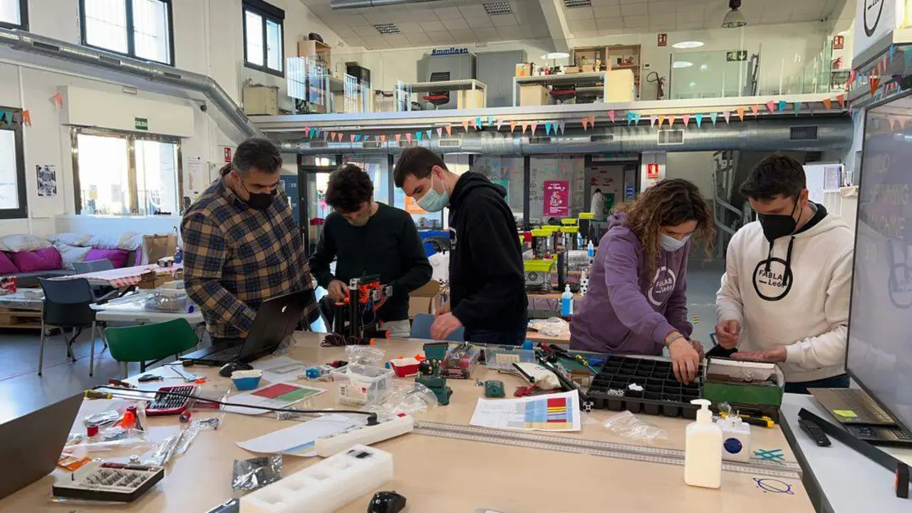 Un instante del Fab Academy 2023.