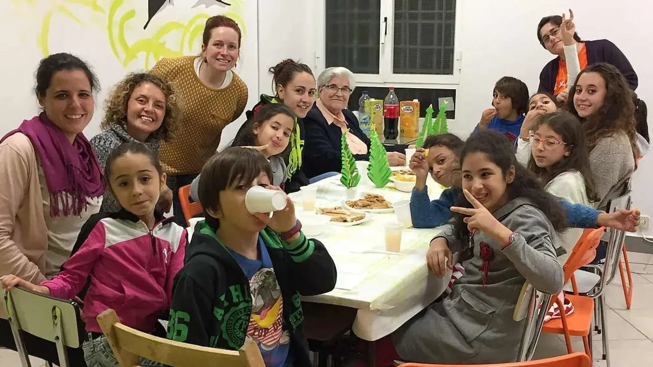 Miembros de Valponasca, durante una de sus actividades en una imagen de la propia organización.