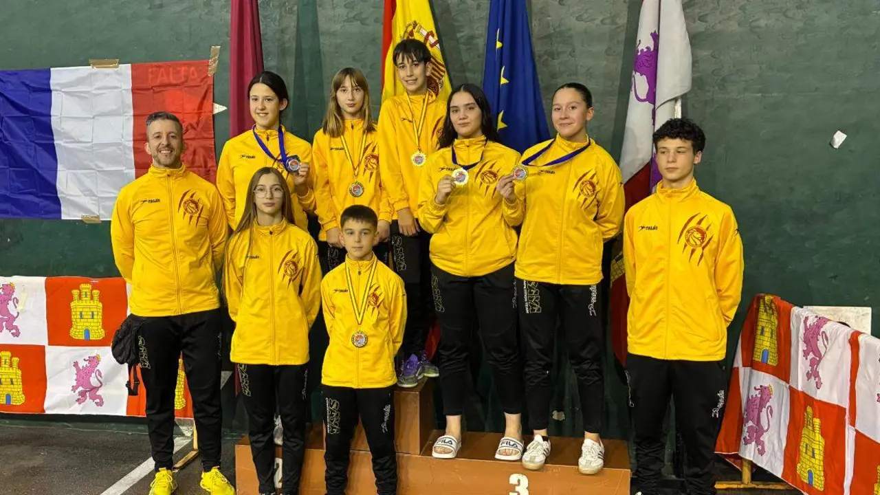 El 𝗖𝗹𝘂𝗯 𝗦𝗮𝘆𝗮 de Valencia de Don Juan vuelve de Miranda de Ebro con un balance más que notable que le deja en 4º lugar por equipos con solo 7 competidores.