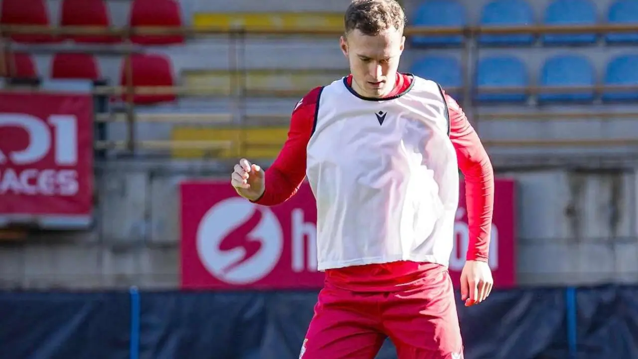 Tresaco, durante un entrenamiento en el Área Deportiva de Puente Castro.