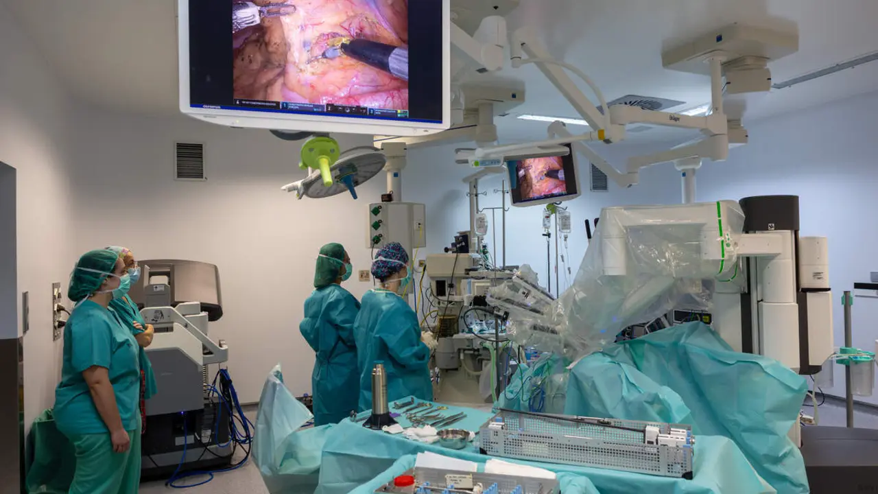 Cirugía robótica con el sistema Da Vinci en el Hospital Universitario Santa Bárbara de Soria