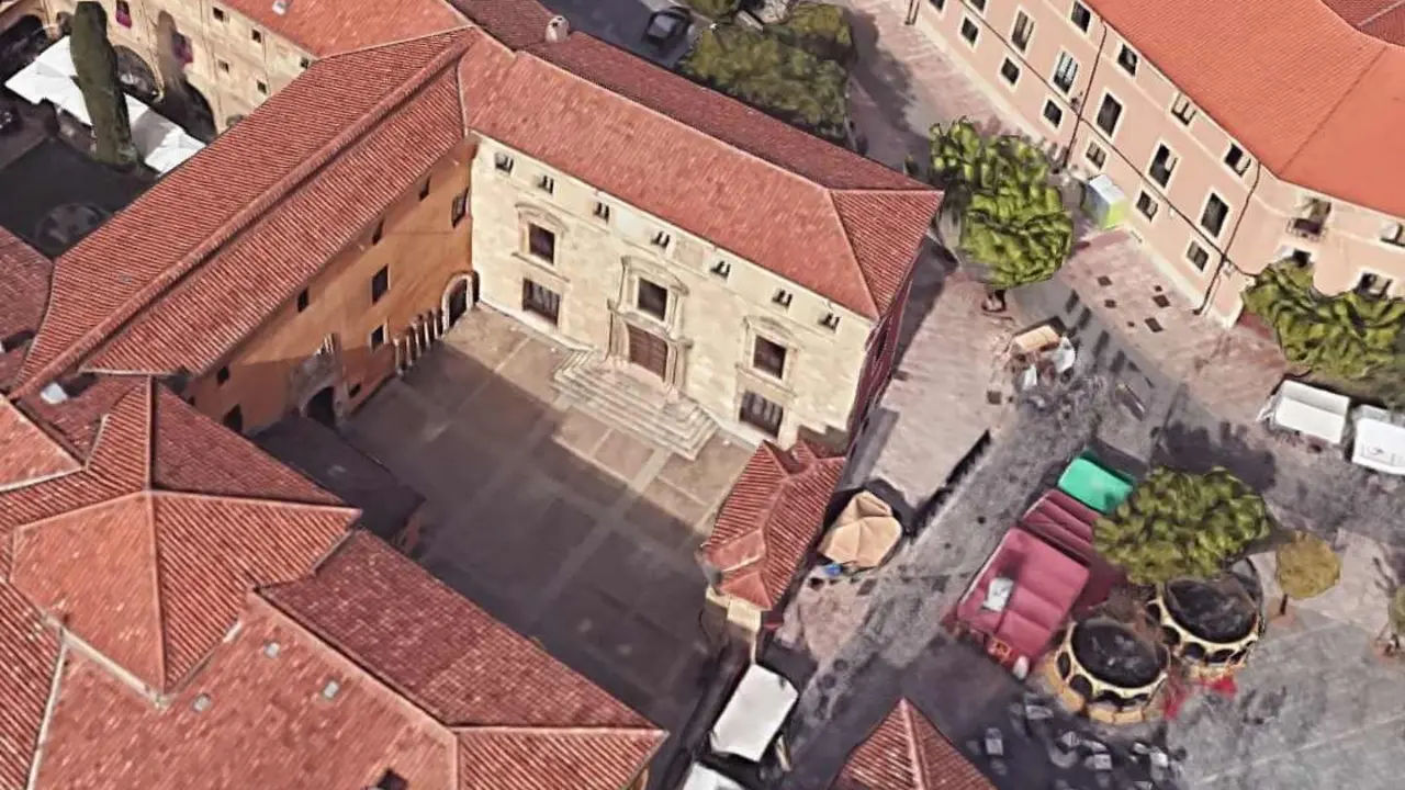 Palacio Quirós, ubicado en el interior de la Colegiata de San Isidoro.