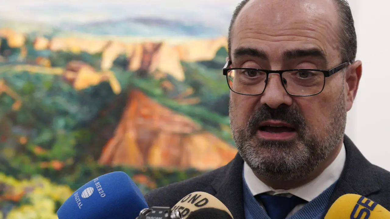 Inauguración de la exposición dedicada a Las Médulas en la Casa de la Cultura de Ponferrada