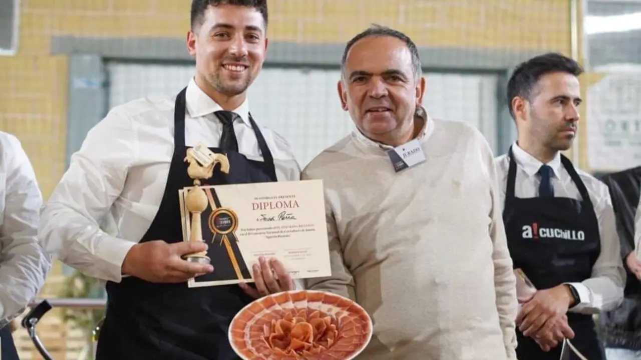 La clasificación final dejó a Álex Martín Marcos, de La Alberca (Salamanca), como ganador del concurso por su buenos cortes, textura y exposición.