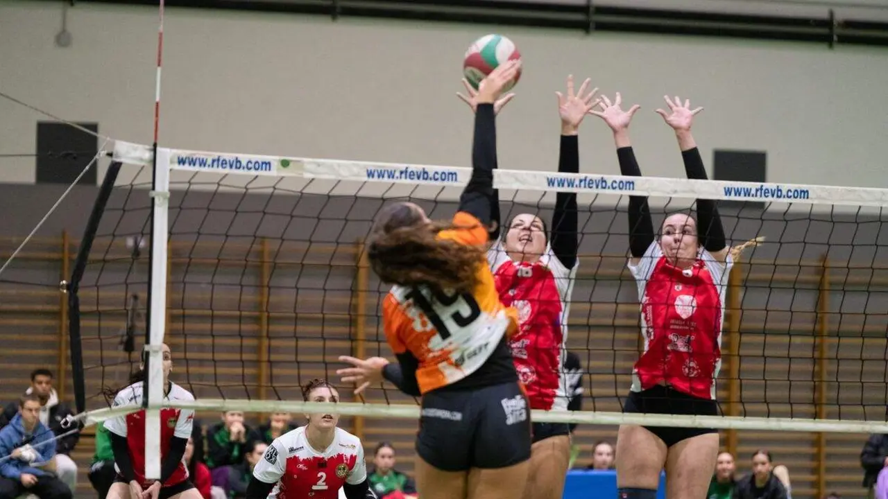Nueva derrota del Aule de voleibol este fin de semana. Foto: Aule