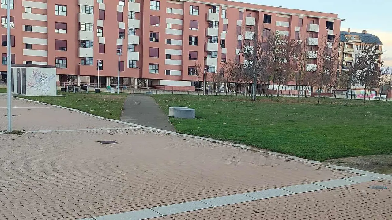 Imagen de la zona que, según la asociación, debería estar vallada.