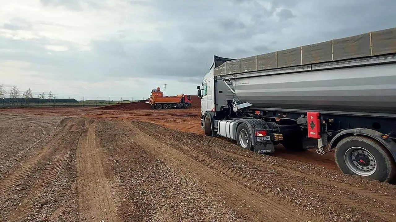Imagen del inicio de las obras del centro logístico de ROR.