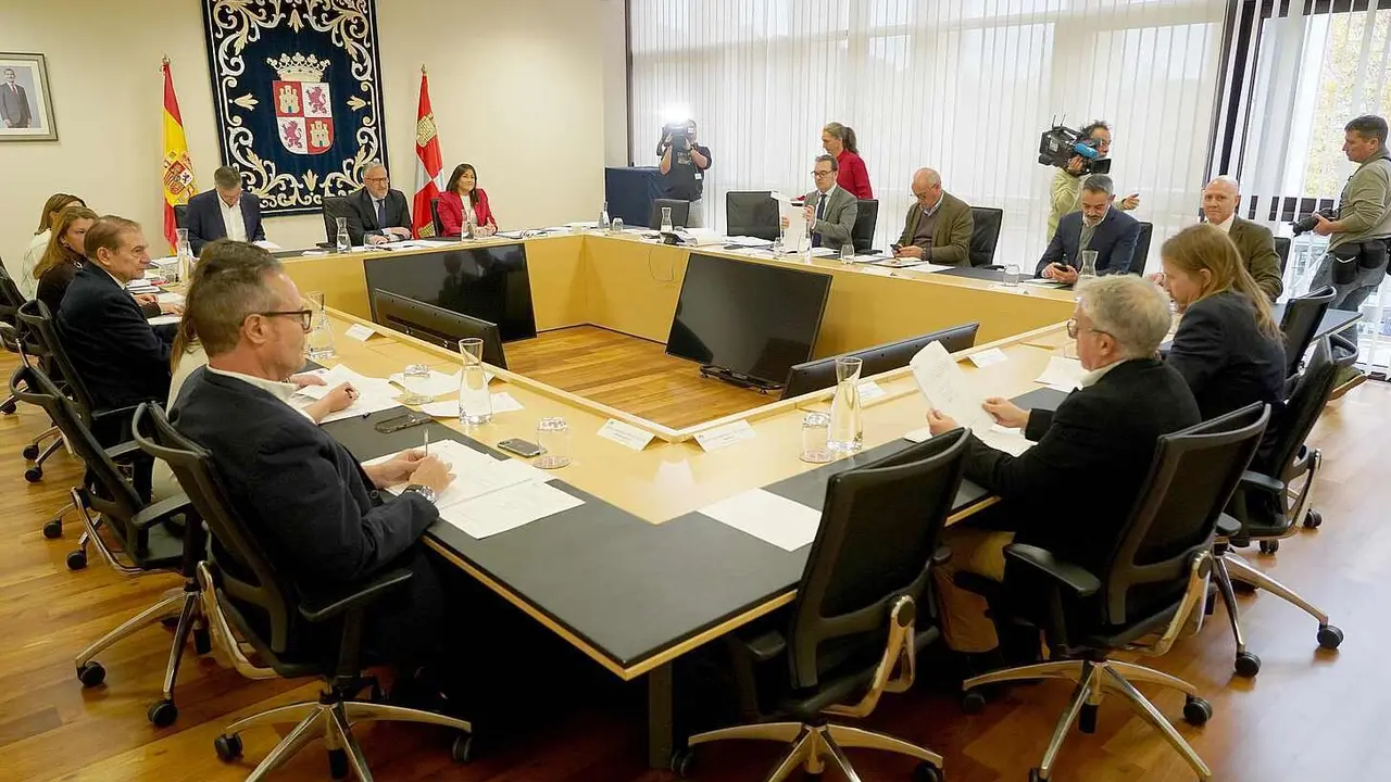 Junta de Portavoces de las Cortes de Castilla y León.