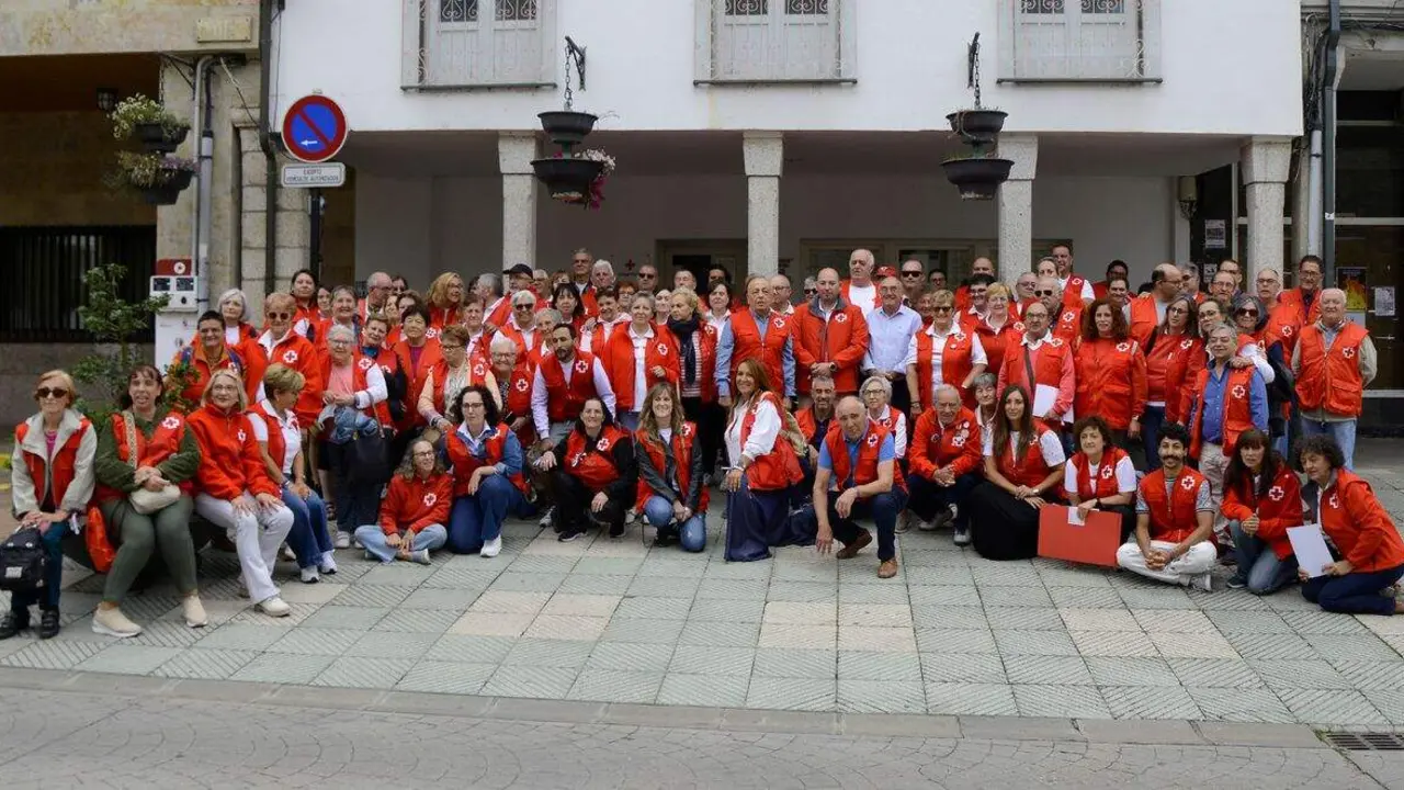 Foto de familia de voluntarios de la Cruz Roja de la provincia de León. Foto: Cruz Roja