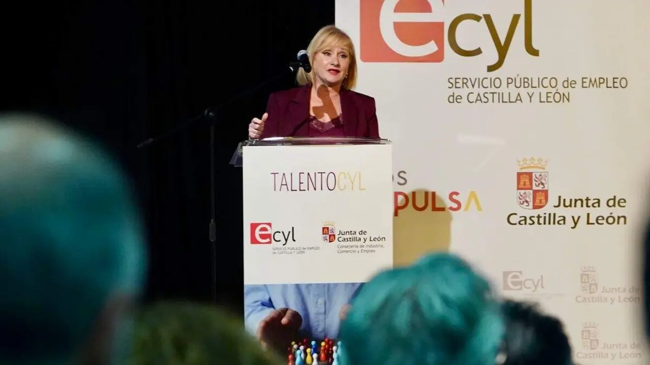 La consejera de Industria, Comercio y Empleo, Leticia García, presenta el proyecto ''Talento - Empleo de Castilla y León''. Foto: Ical