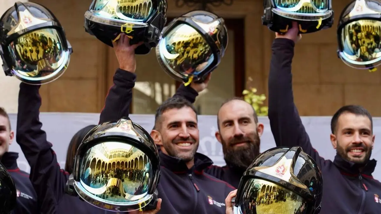 Acto de recibimiento a los 25 nuevos bomberos del Servicio de Prevenci&oacute;n, Extinci&oacute;n de Incendios y Salvamento de la Diputaci&oacute;n de Le&oacute;n