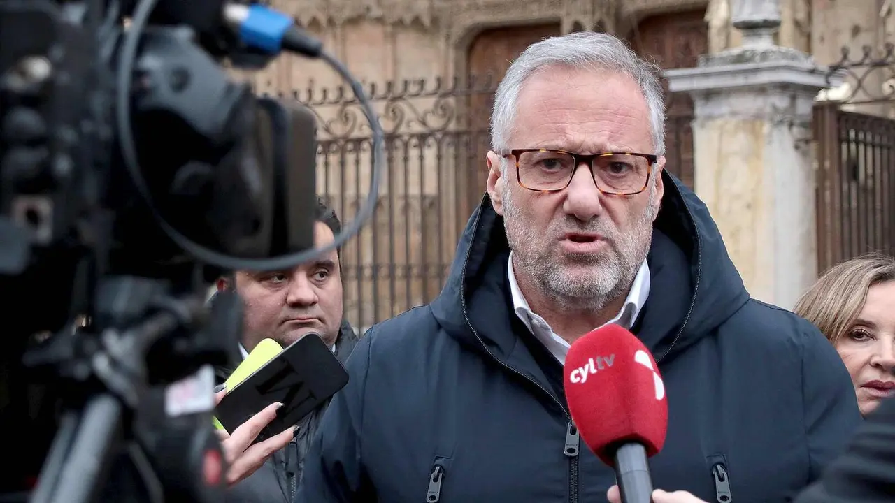 El Comit&eacute; Ejecutivo Provincial de Vox y Carlos Poll&aacute;n informan sobre asuntos de actualidad tras reunirse con la Plataforma M&aacute;s Vuelos y la asociaci&oacute;n Le&oacute;n Propone